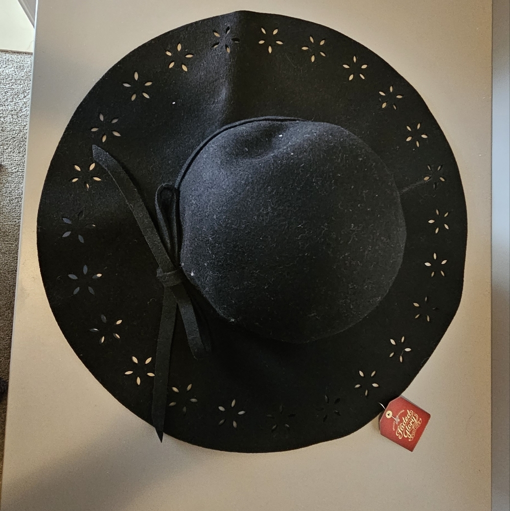 Wool hat - Picture 4 of 5
